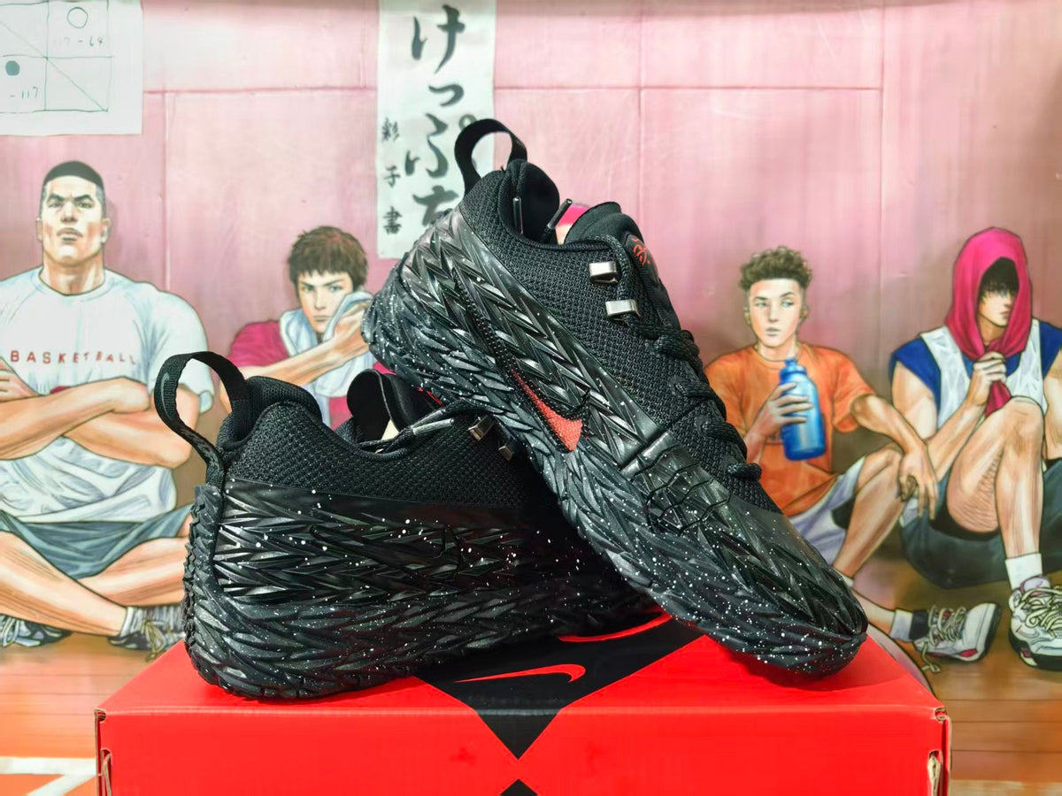 Nike Basketball Shoes Black with Speckled Sculpted Sole