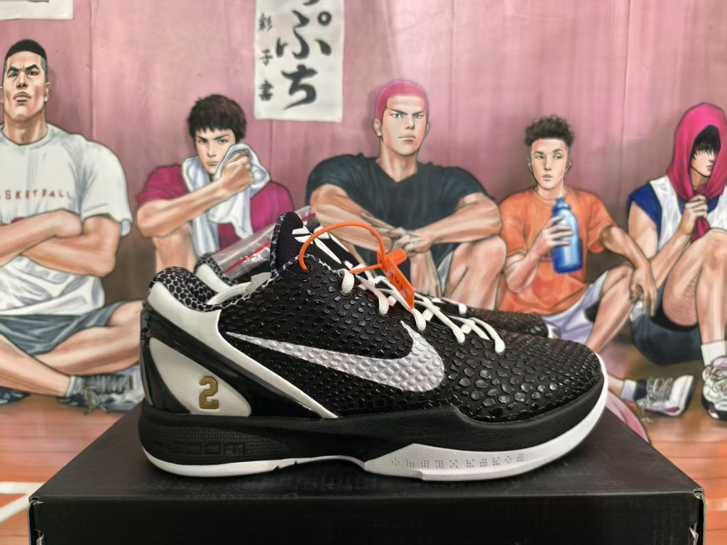 Nike Kobe Basketball Shoes Black and White