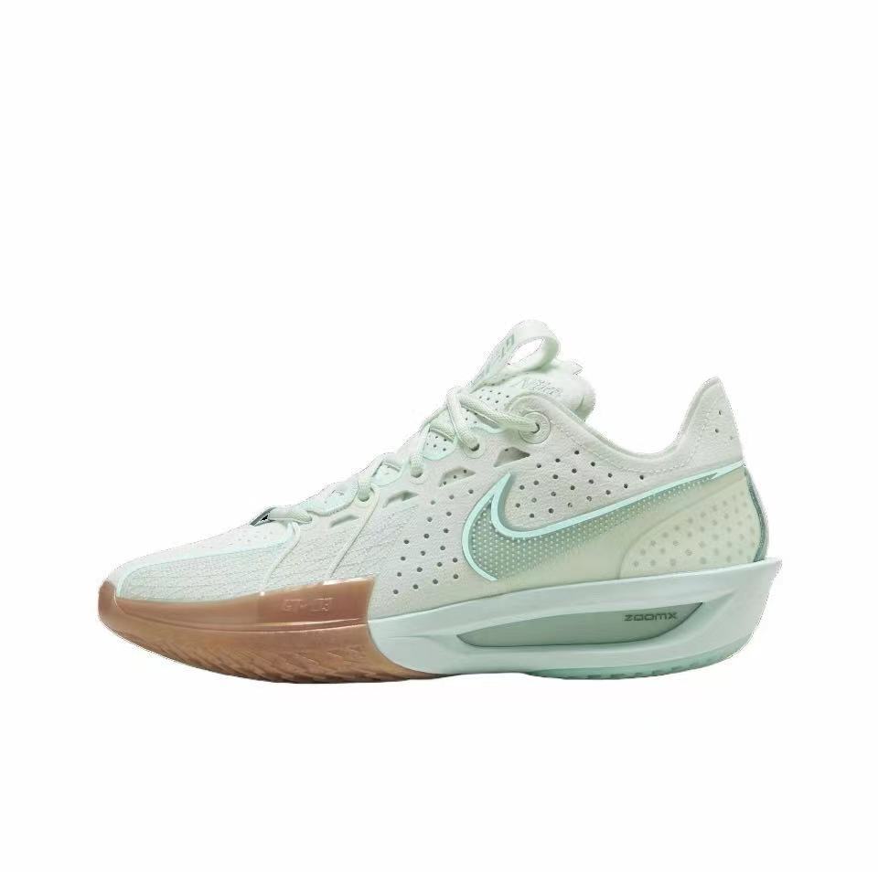 Nike GT Cut 3 Basketball Sneakers