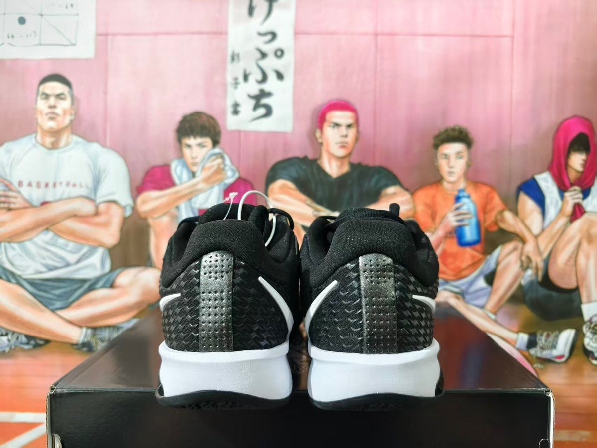 Nike Black and White Low-Top Sneakers