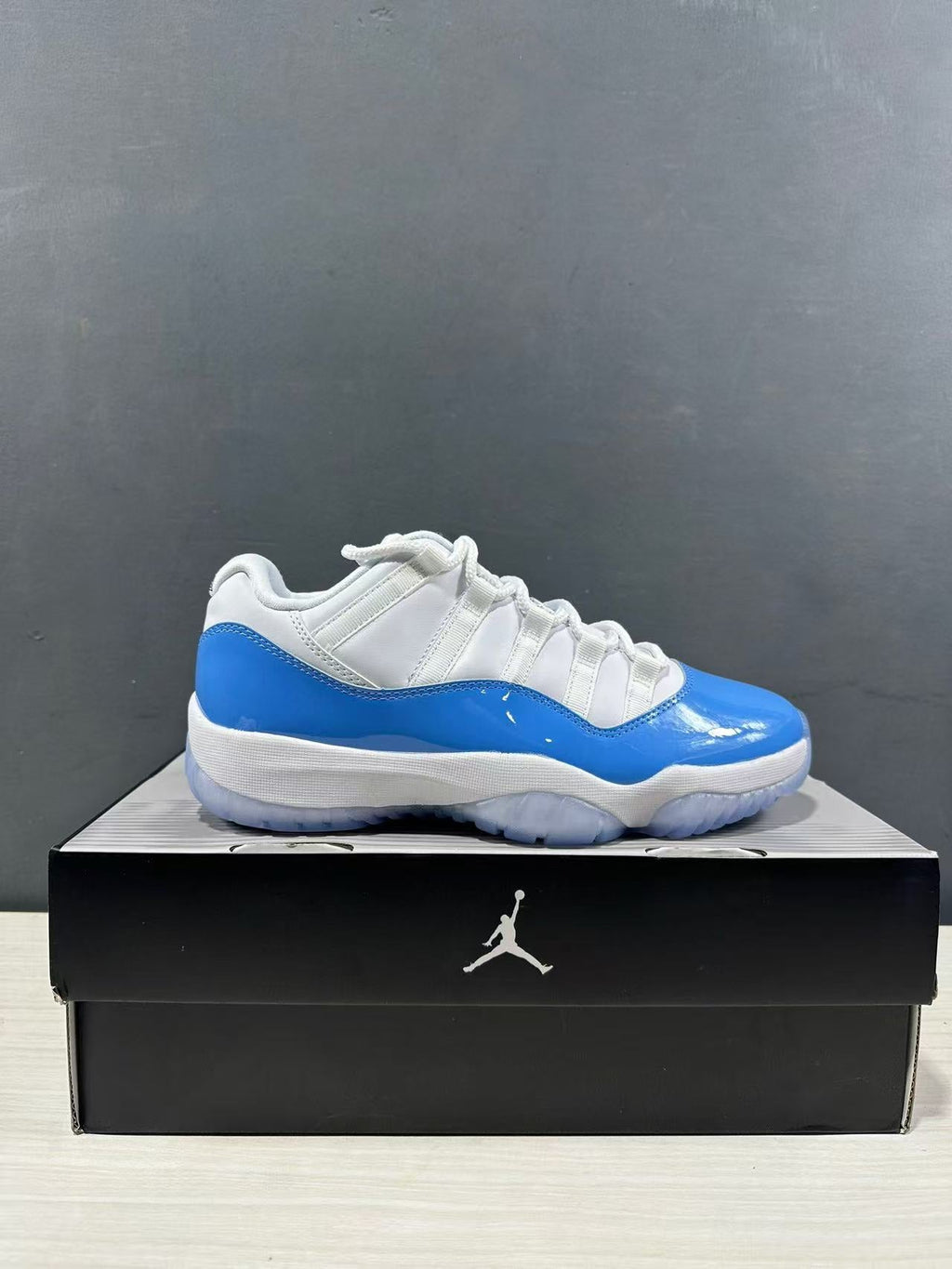 Jordan Air Jordan 11 Retro Low UNC Blue Sneakers FV5104-100