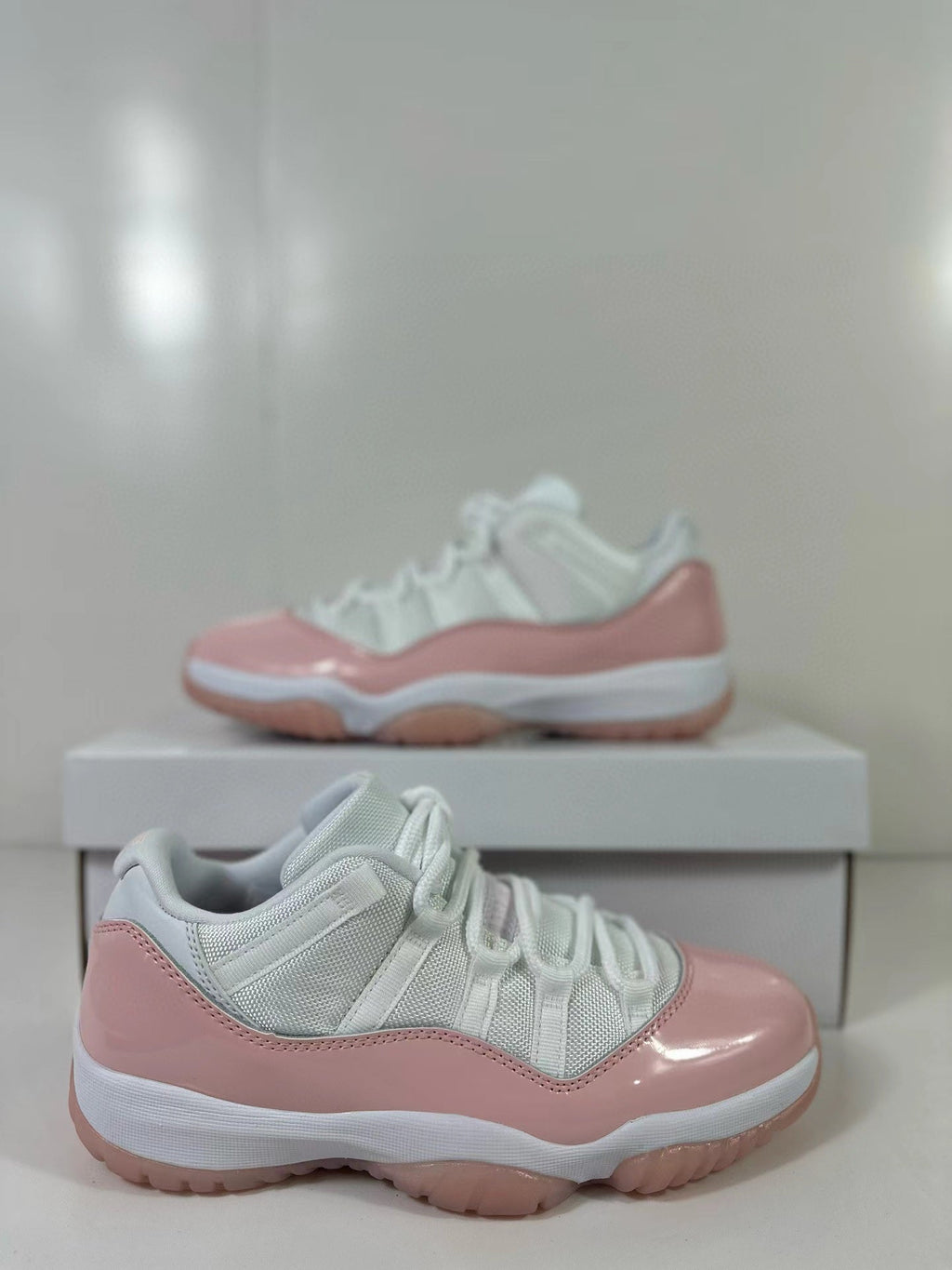 Jordan Air Jordan 11 Low WMNS Pink White AH7860-160