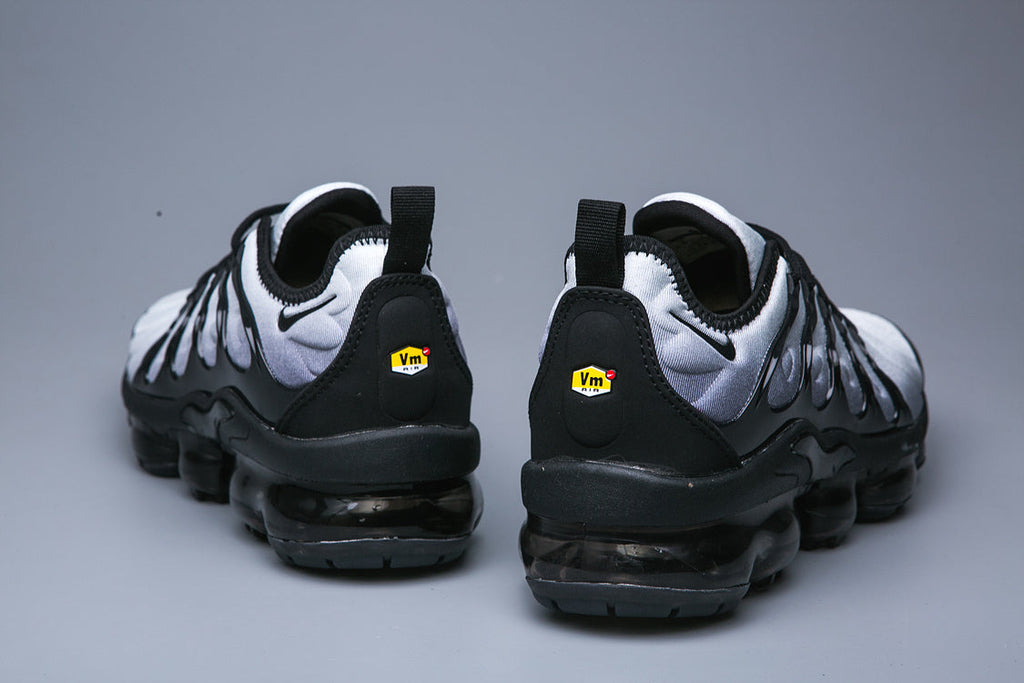 Nike Air VaporMax Plus TN-12 Sneakers Gray White Black