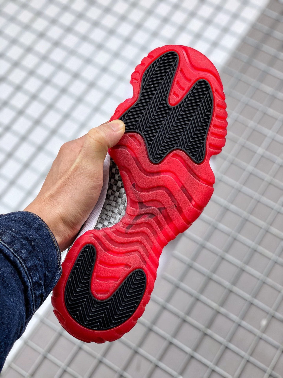 Jordan Air Jordan 11 Win Like '82 Sneakers Black White Red