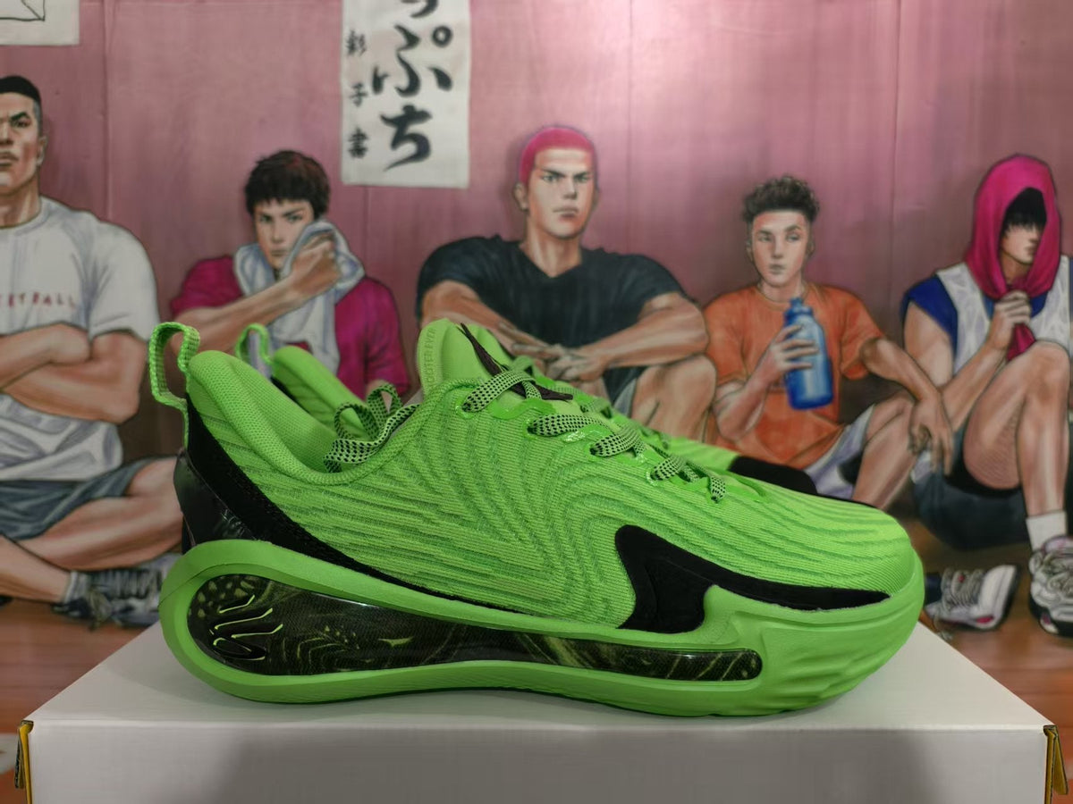 Green Low-Top Basketball Sneakers