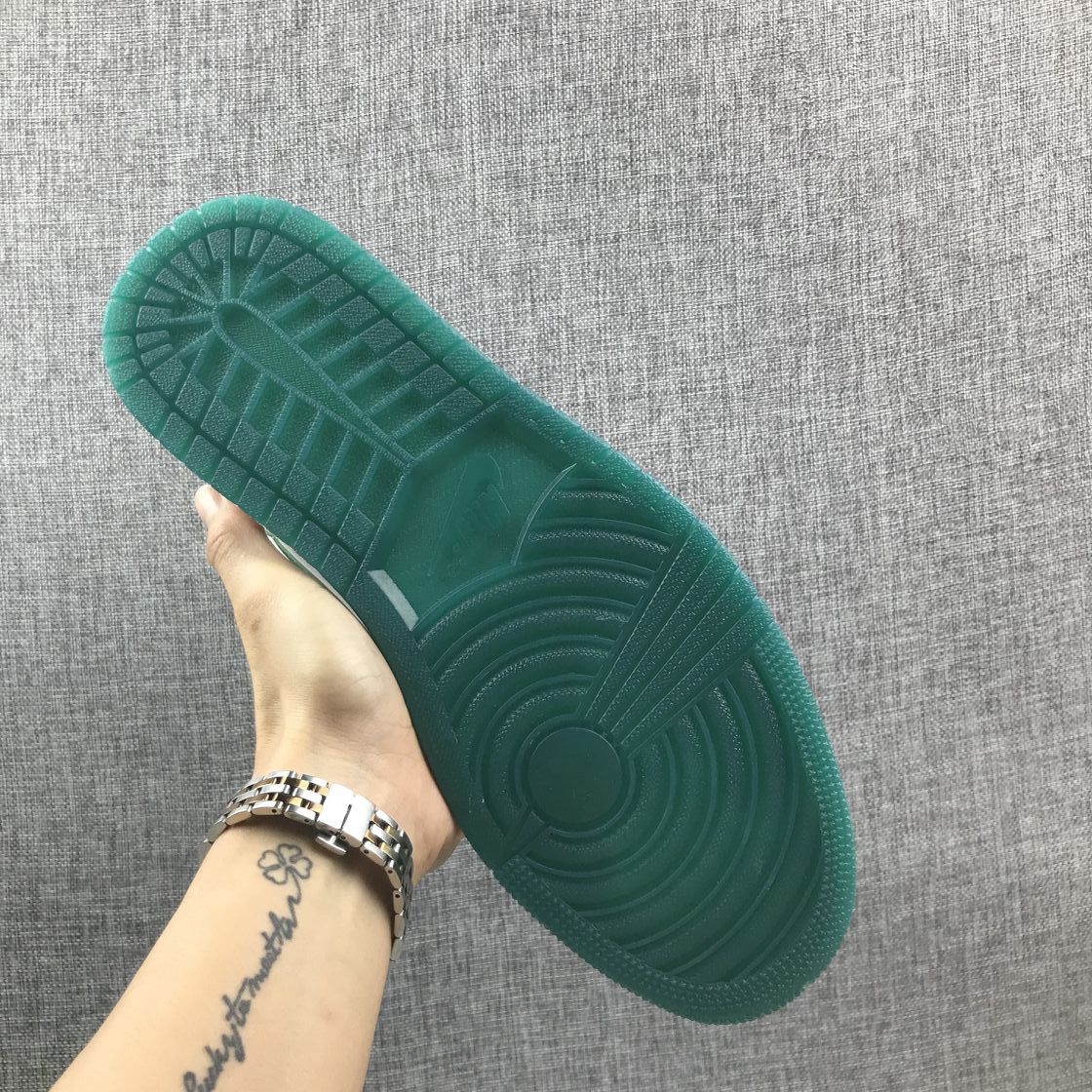 Jordan Air Jordan 1 Mid SE Mystic Green Sneakers CD6759-103