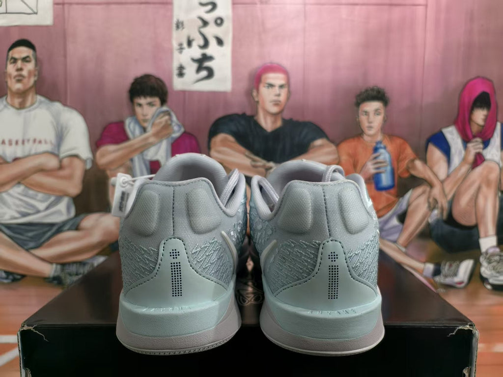 Nike Basketball Shoes in Light Blue