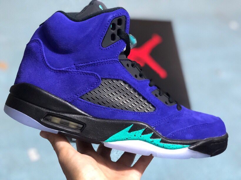 Jordan Air Jordan 5 Retro Purple Black Sneakers