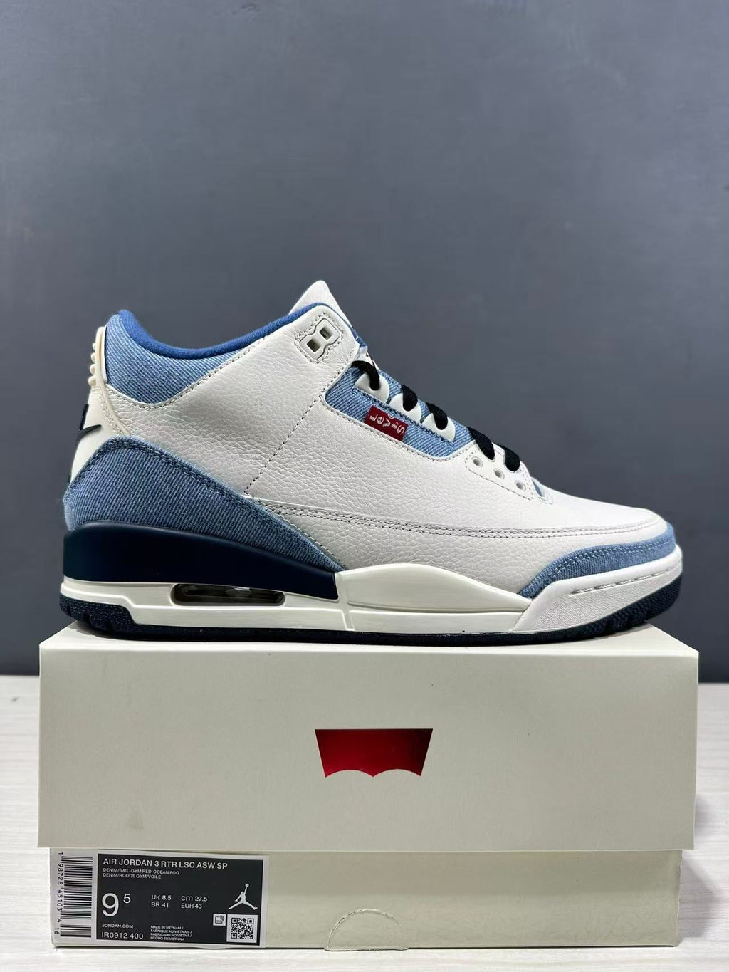 Jordan Air Jordan 3 Retro SP White Blue Sneakers IR0912-400