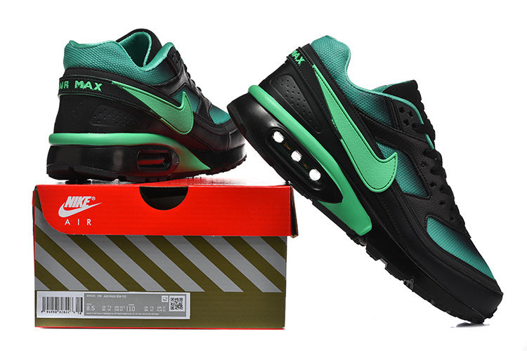 Nike Air Max Sneaker in Black and Mint Green