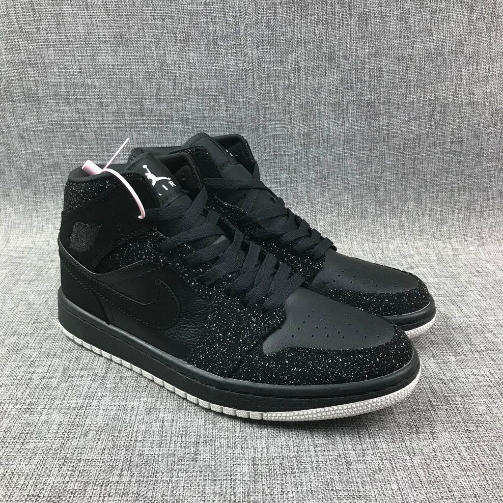 Jordan Air Jordan 1 Mid Black White 554724-001 Sneakers