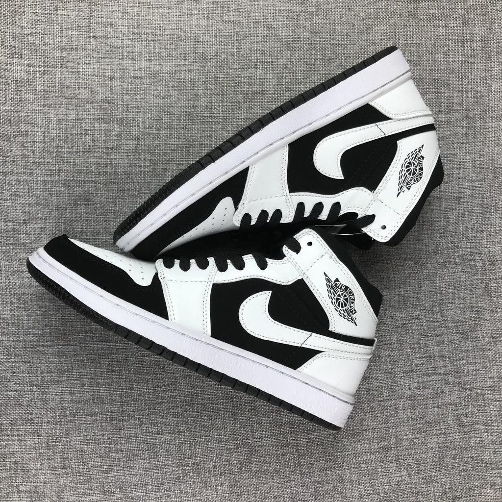 Jordan Air Jordan 1 Mid Panda Black White 554724-113