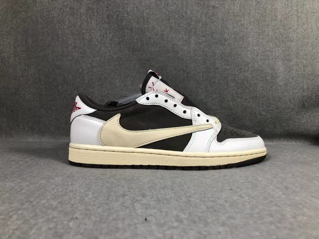 Travis Scott x Air Jordan 1 Low White Brown Sneakers