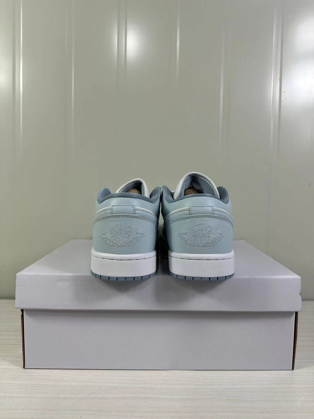 Jordan Air Jordan 1 Low Sail Blue Grey White DC0774-164