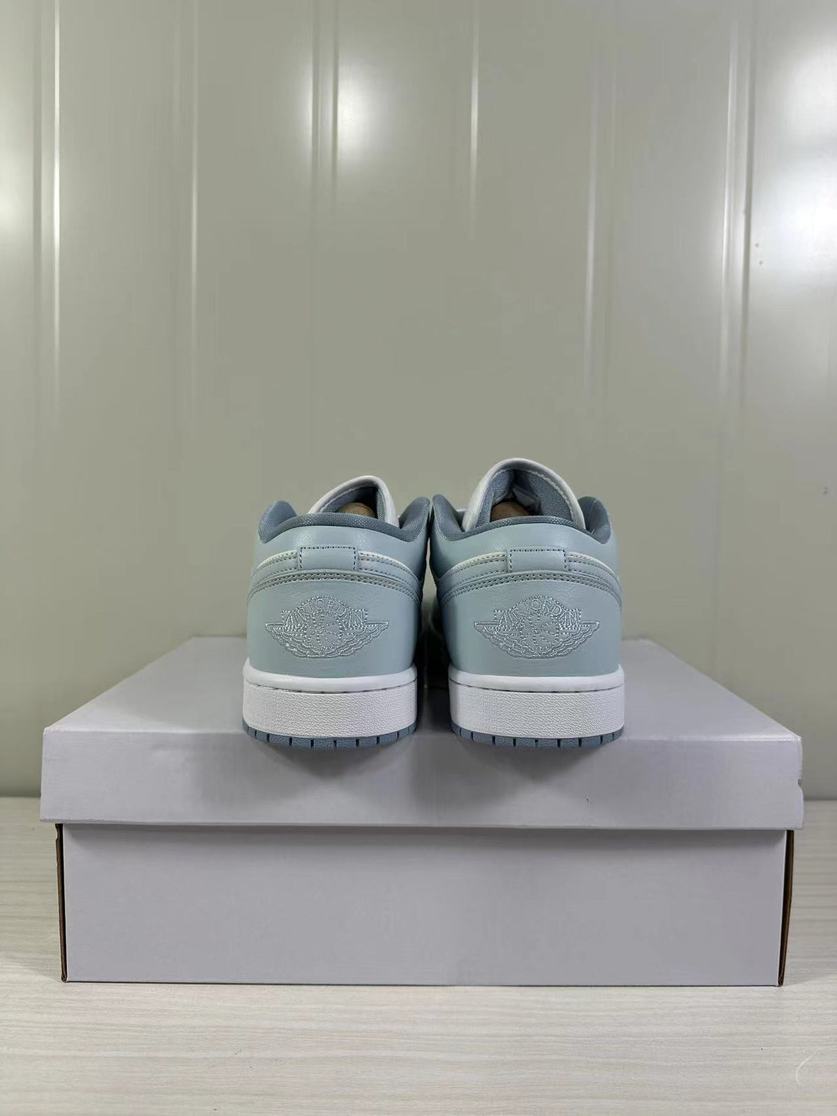 Jordan Air Jordan 1 Low Sail Blue Grey White DC0774-164