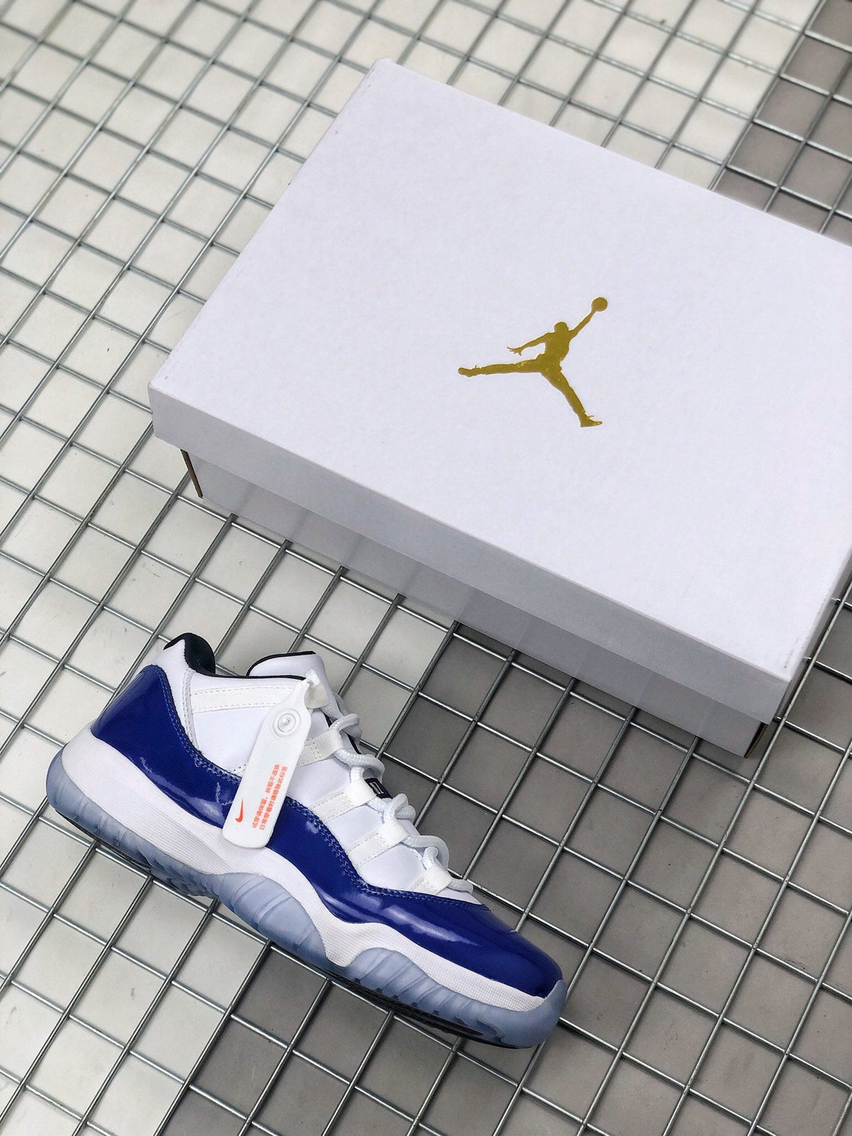 Jordan Air Jordan 11 Blue White Sneakers BQ3685-001