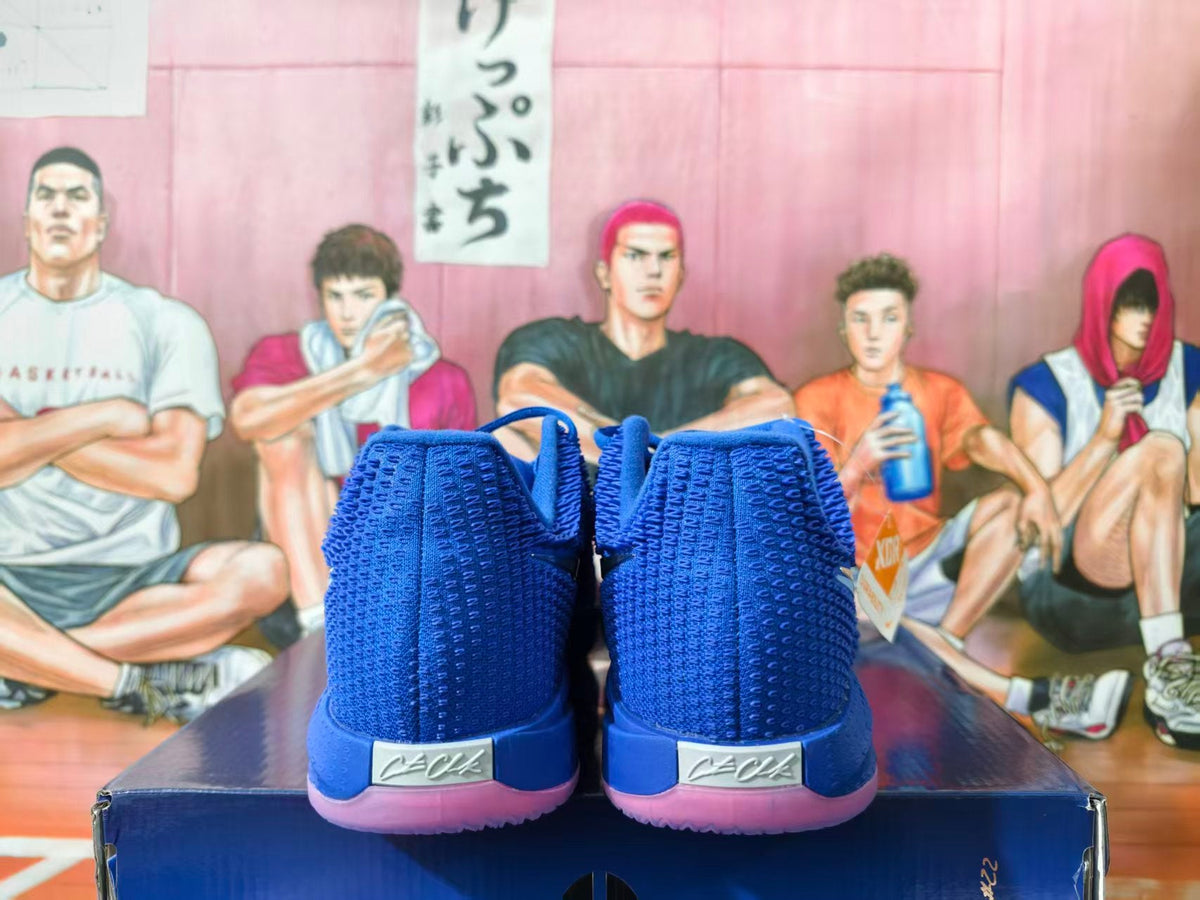 Nike Kobe 11 Basketball Shoes in Royal Blue