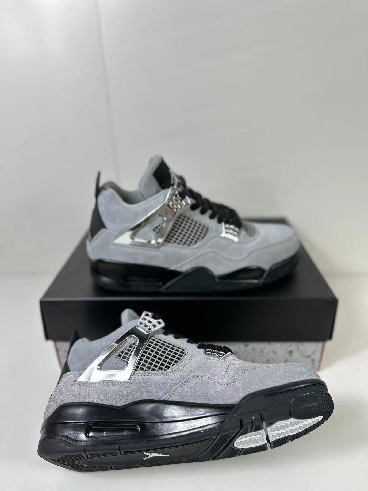 Jordan Air Jordan 4 Retro Hot Lava Gray Black Sneakers AQ9129-005