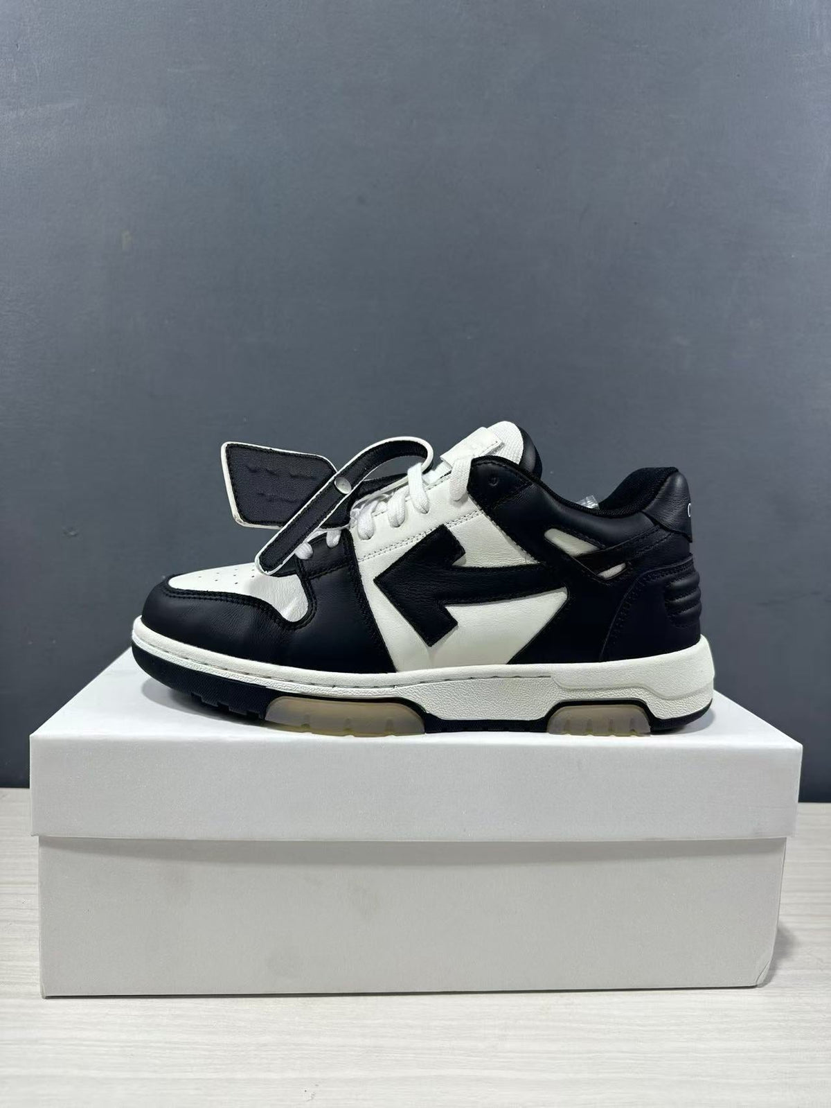 Off-White Out Of Office Low-Top Sneakers Black White OMAI89C99
