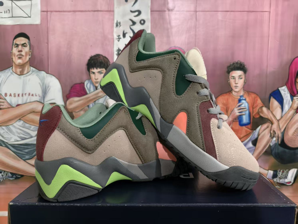 Reebok Low-Top Sneakers in Grey, Green and Orange