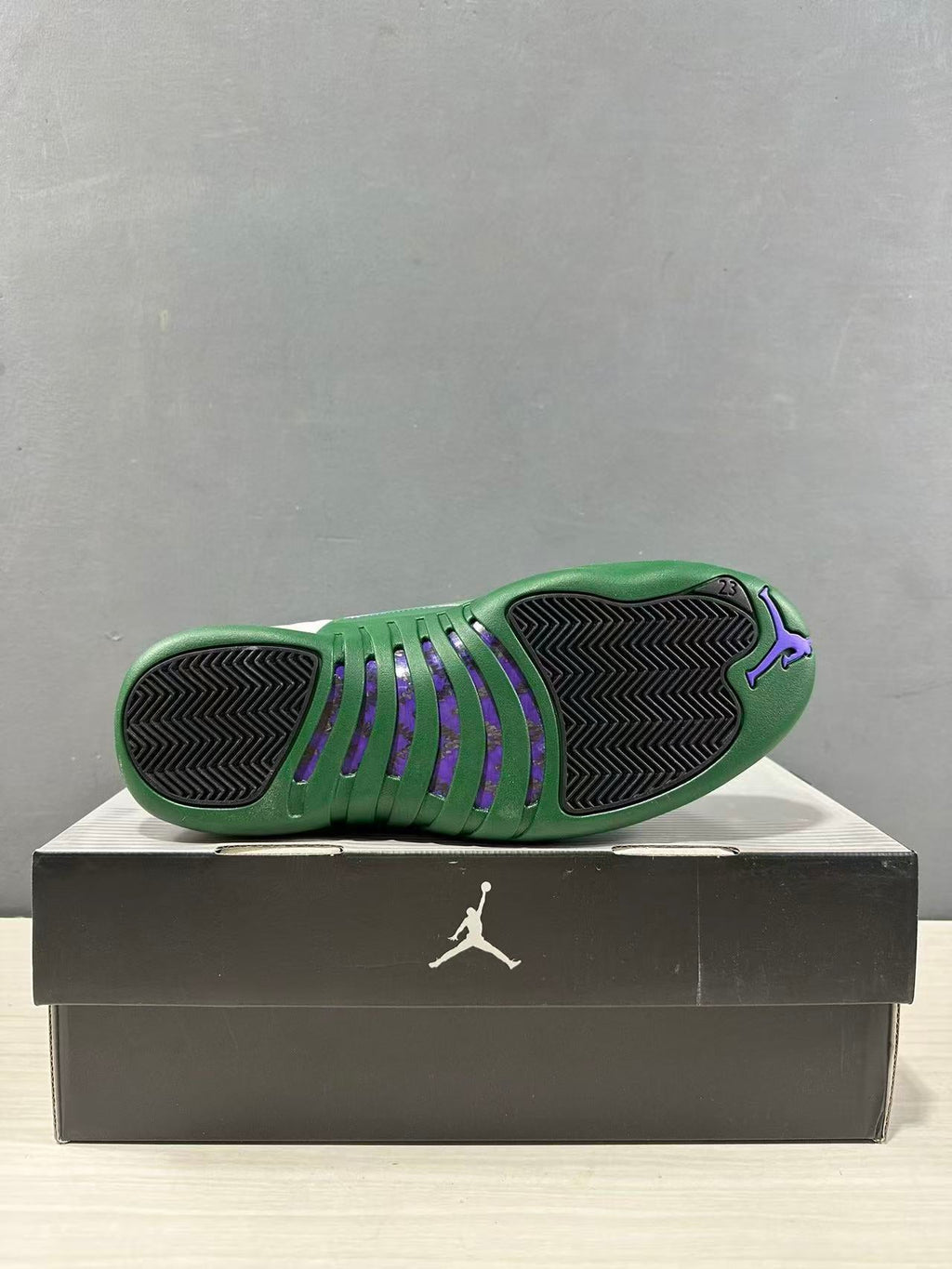 Jordan Air Jordan 12 Retro Bucks Sneakers White Green CT8013-103