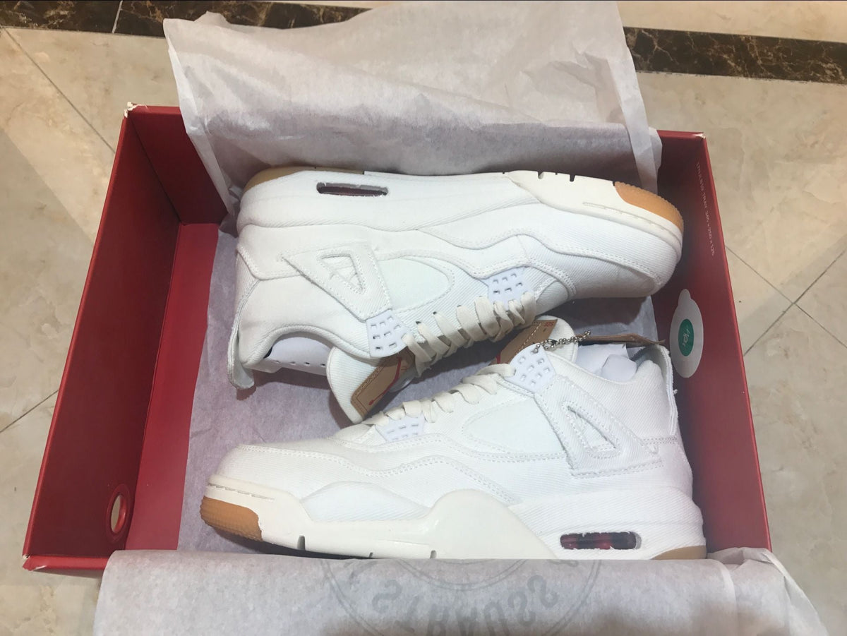 Jordan Air Jordan 4 Retro Levi's White Sneakers AQ2571-100