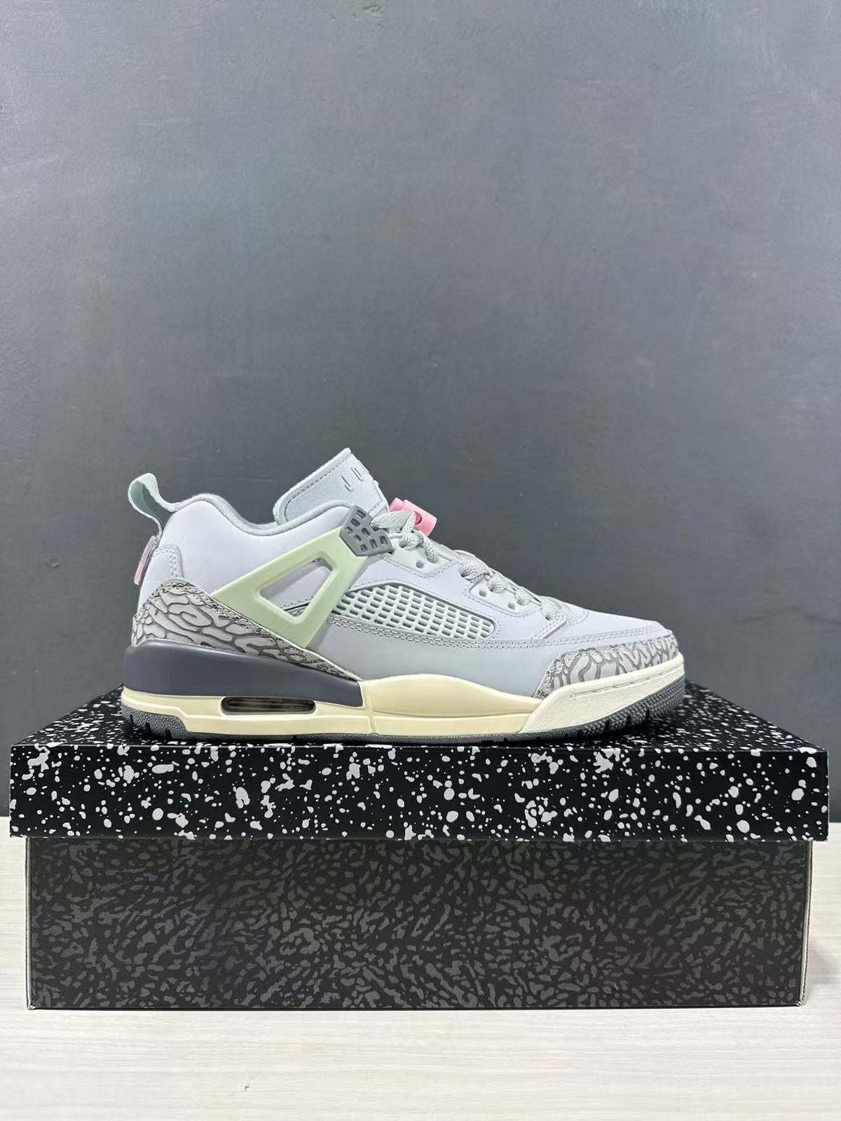 Jordan Spizike Low Grey White FQ1759-401 Sneakers