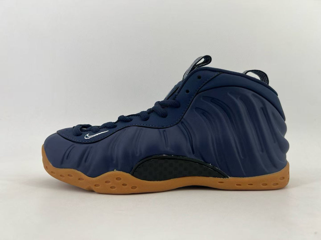 Nike Hardaway High-Top Sneakers