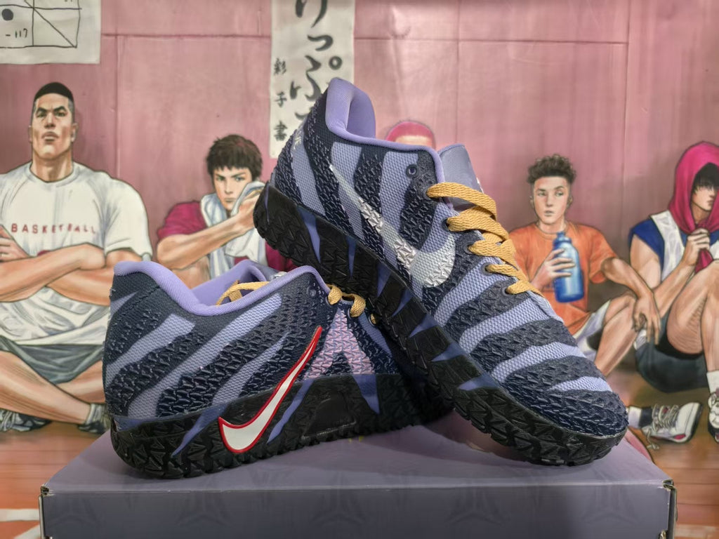 Nike Basketball Sneakers Dark Blue