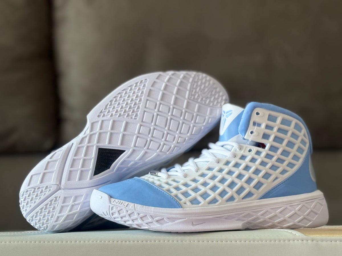 Nike Kobe 3 Basketball Shoes North Carolina Blue
