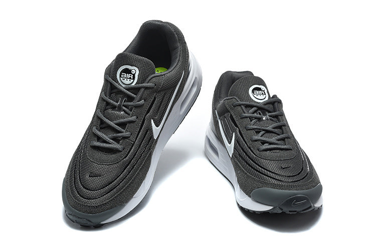 Nike Air Max Verse Black and White Sneakers