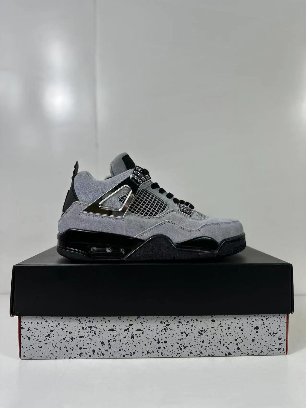 Jordan Air Jordan 4 Retro Hot Lava Gray Black Sneakers AQ9129-005