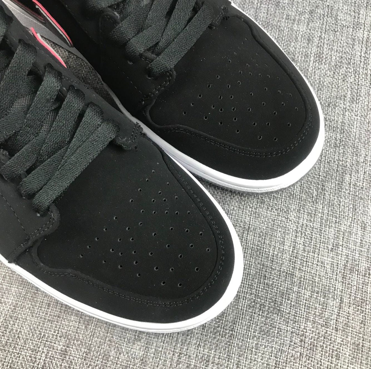 Air Jordan 1 Mid Black Grey Red 554724-060 Sneakers