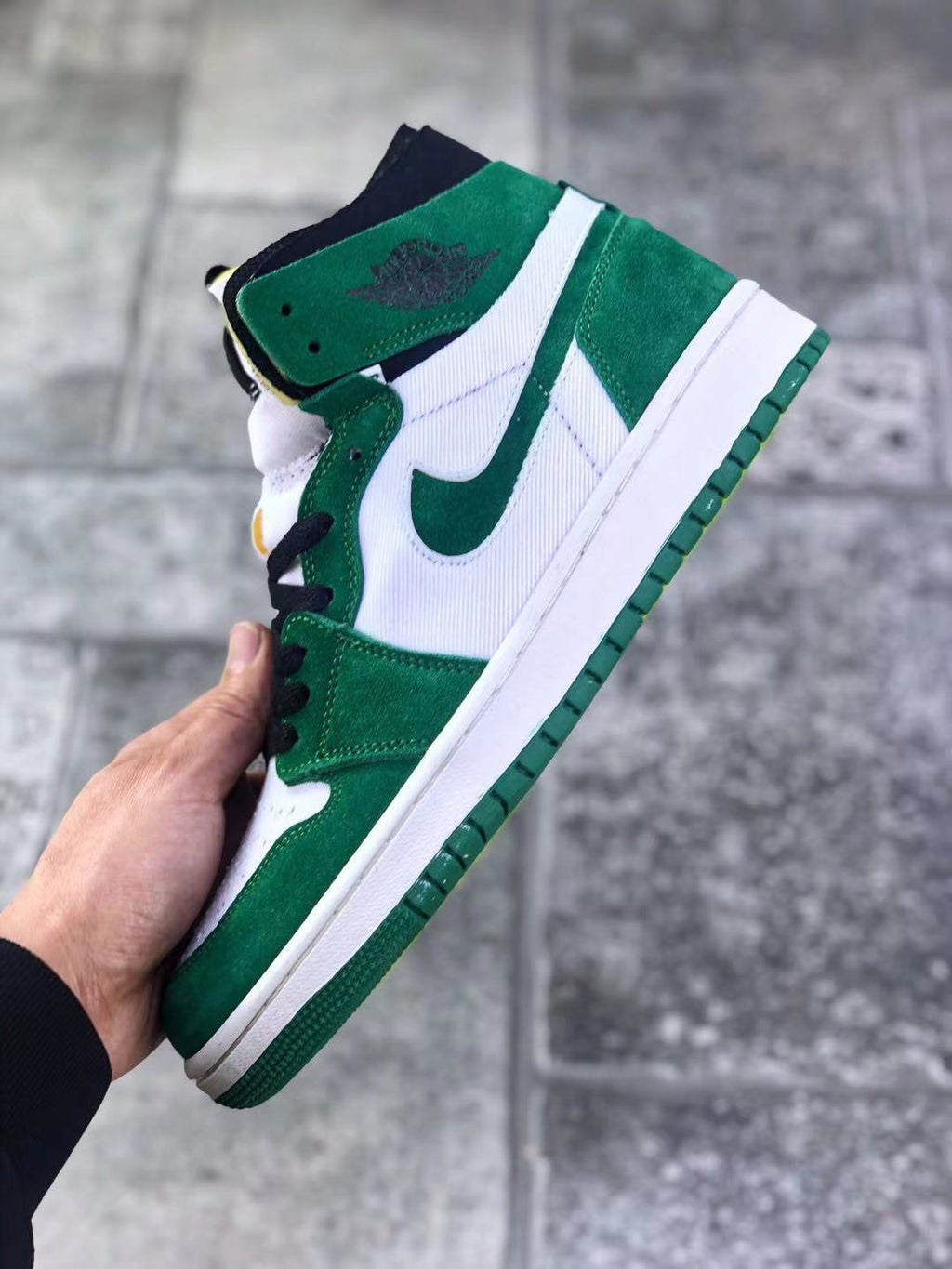 Jordan Air Jordan 1 Zoom CMFT Green White Sneakers CT0978-300