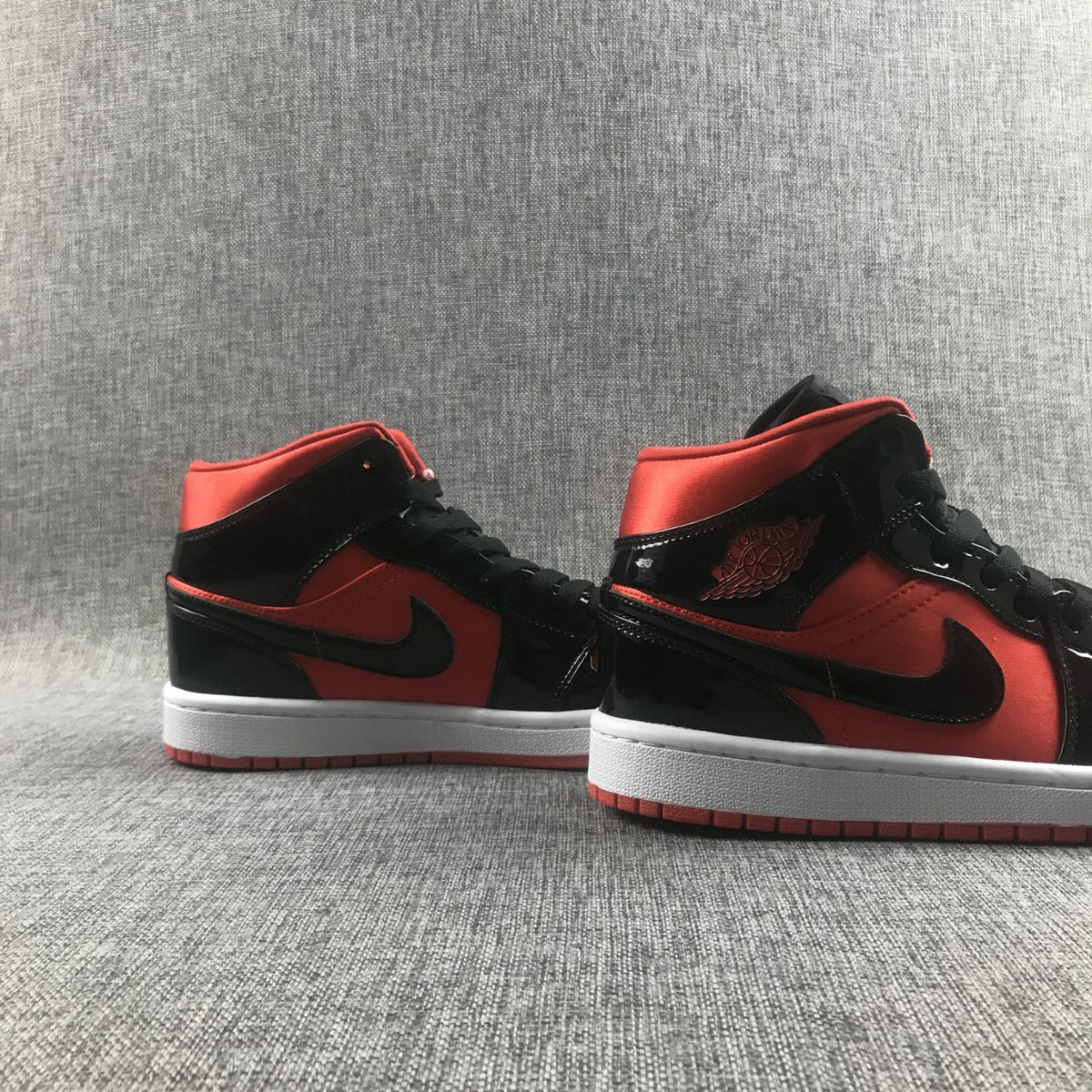 Jordan Air Jordan 1 Mid Red Black Patent Sneakers BQ6472-600