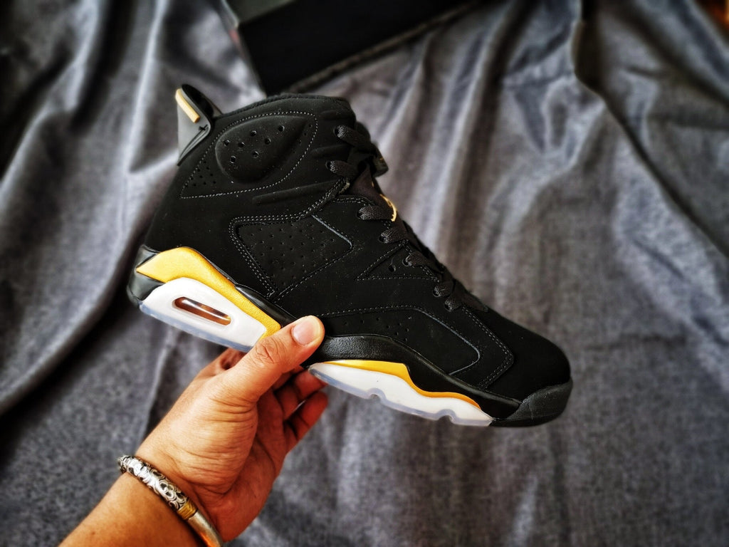 Jordan Air Jordan 6 Black Gold High-Top Sneakers