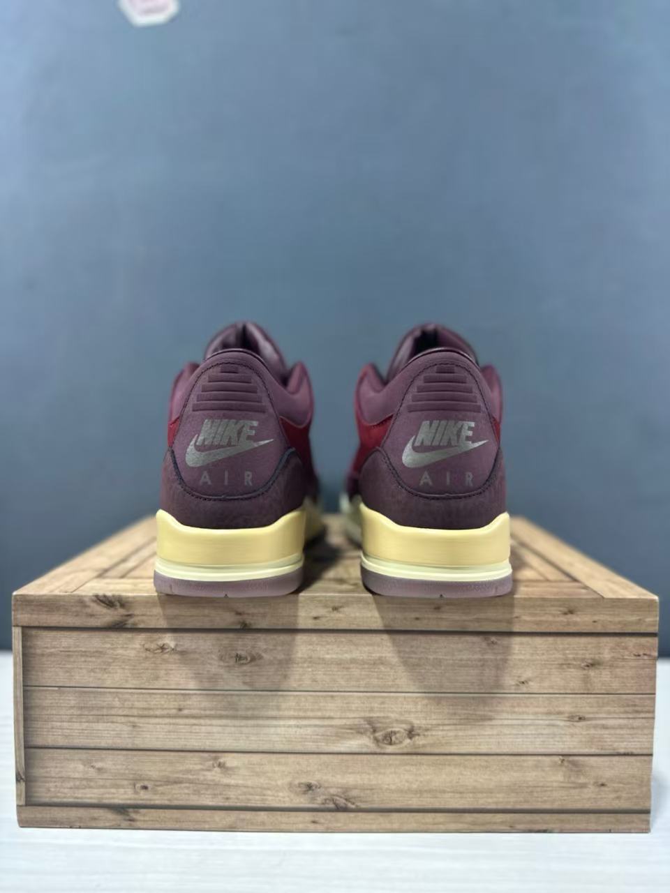 Jordan Air Jordan 3 OG Retro Sneakers Burgundy IO7744-600