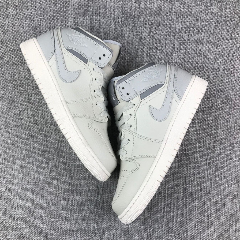 Jordan Air Jordan 1 Mid GS Light Bone Grey Fog Sneakers