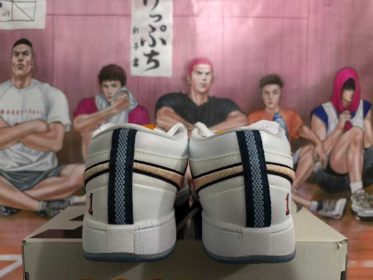 Nike Basketball Low-Top Sneakers White and Blue