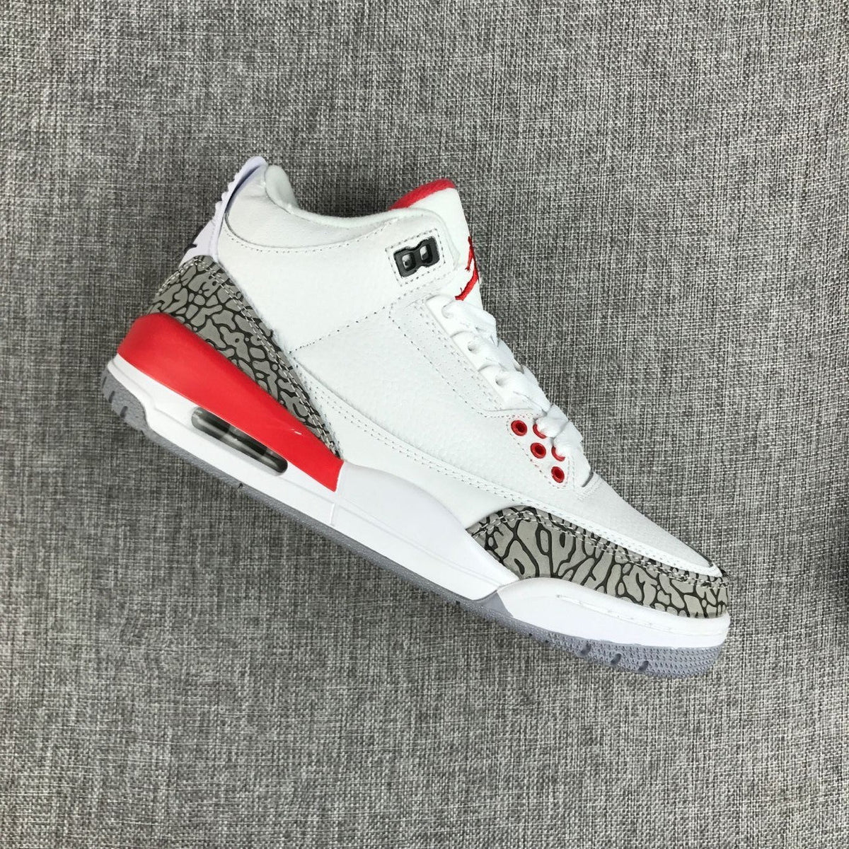 Jordan Air Jordan 3 Retro White Red Sneakers