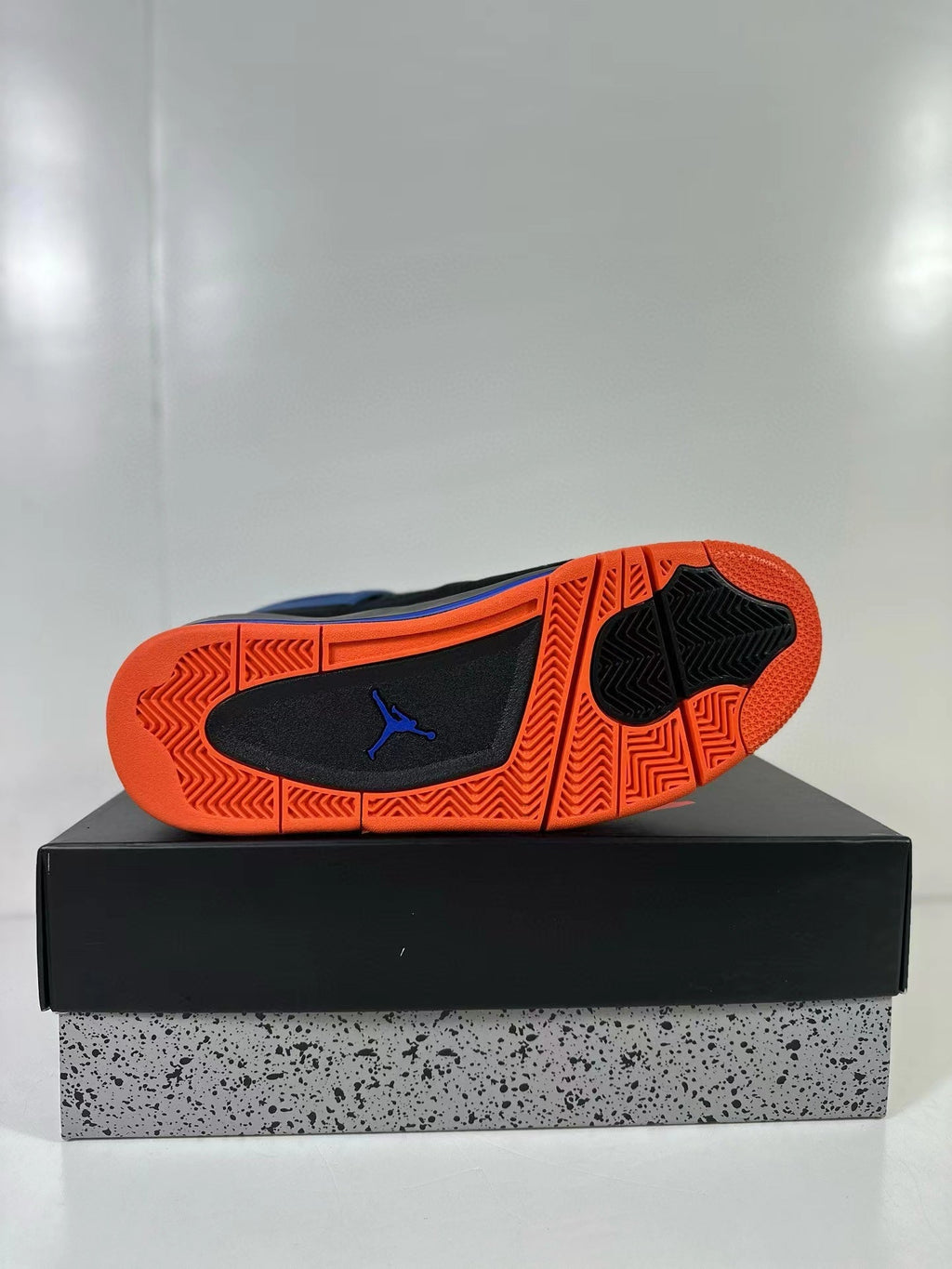 Jordan Air Jordan 4 Retro Cavs Black Orange Sneakers 308497-027