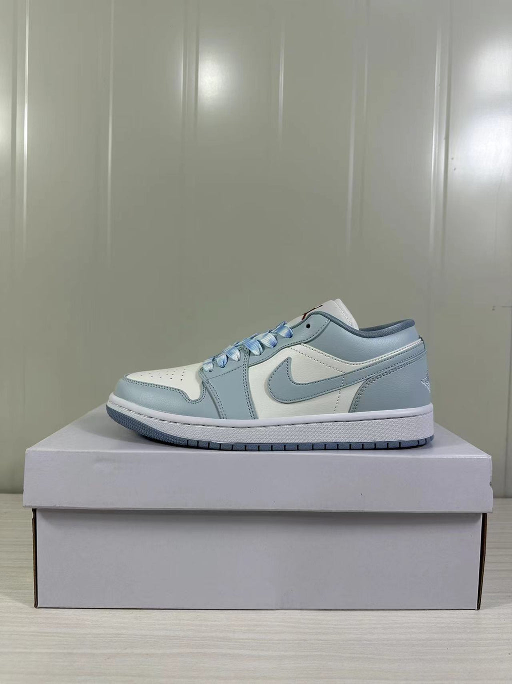 Jordan Air Jordan 1 Low Sail Blue Grey White DC0774-164