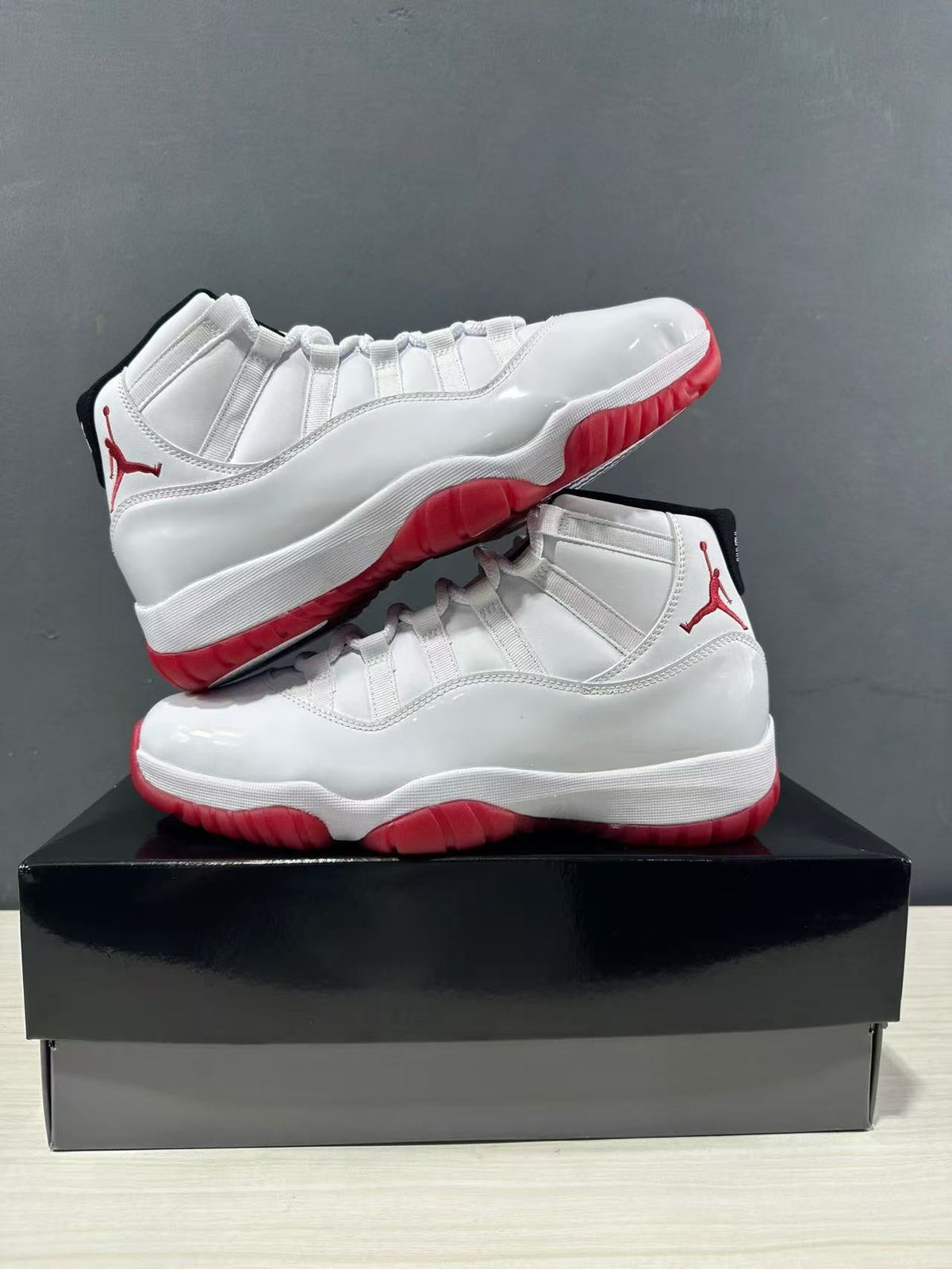 Jordan Air Jordan 11 Retro Low White and Red CT8012-160