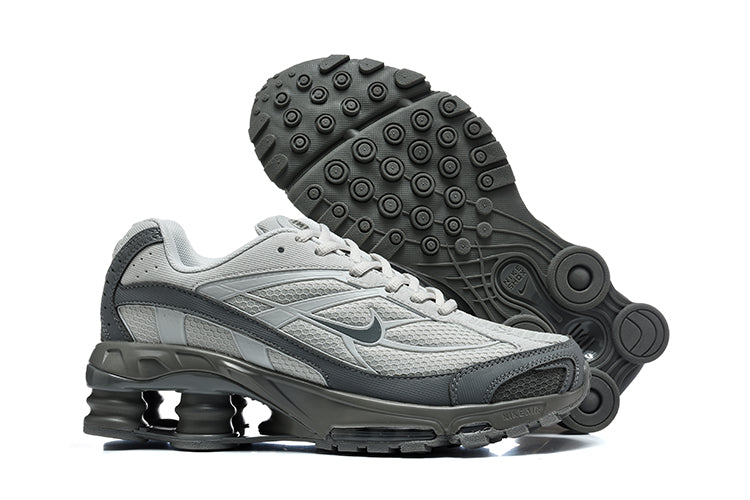 Nike Shox Ride 2 Sneakers in Grey