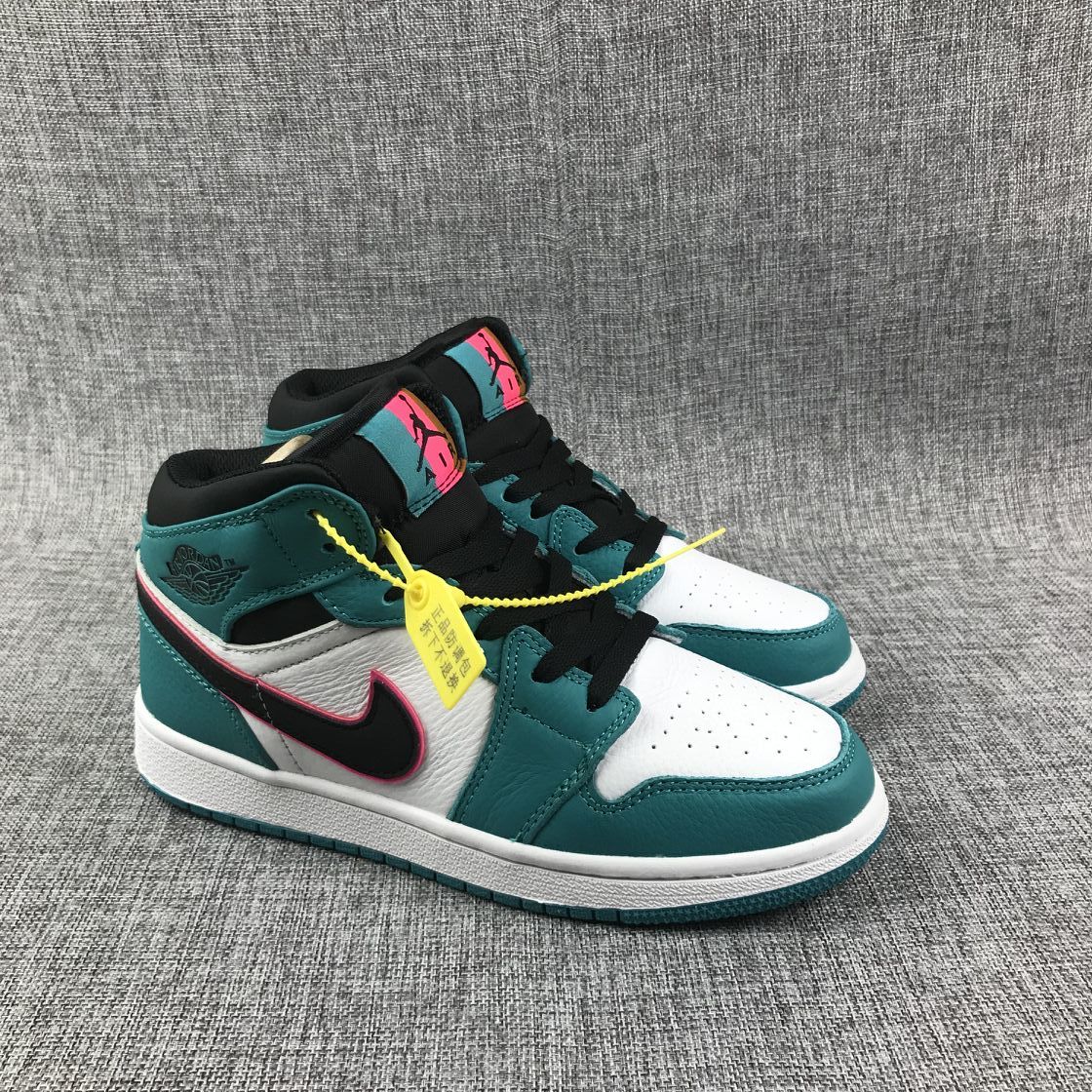 Jordan Air Jordan 1 Retro High OG Jade White High-Top Sneakers