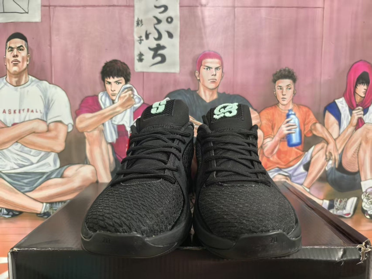 Nike Black Basketball Sneakers