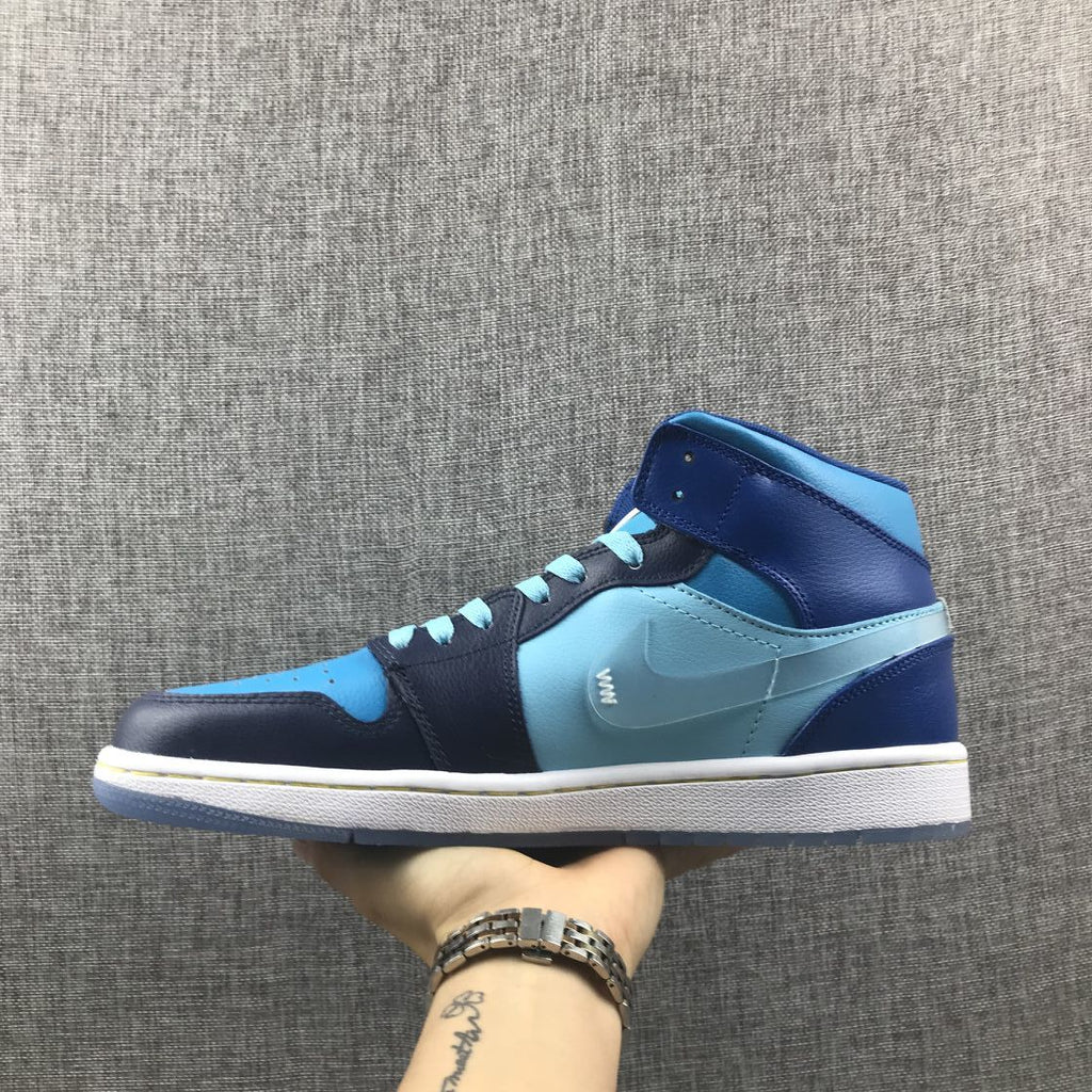 Jordan Air Jordan 1 Mid Blue Graphic Sneakers BV7446-400
