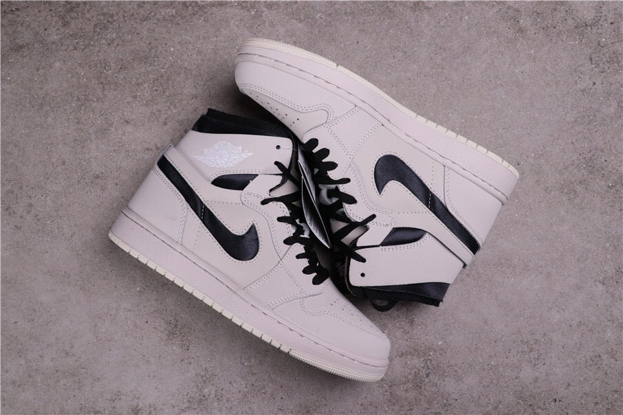 Jordan Air Jordan 1 Zoom CMFT Summit White Sneakers
