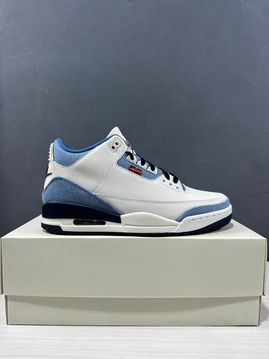 Jordan Air Jordan 3 Retro SP White Blue Sneakers IR0912-400
