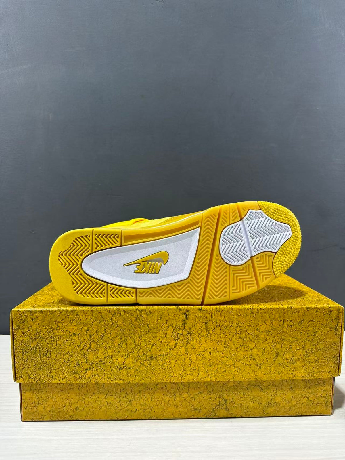 Jordan Air Jordan 4 Retro Marquette Yellow Sneakers HF4340-008